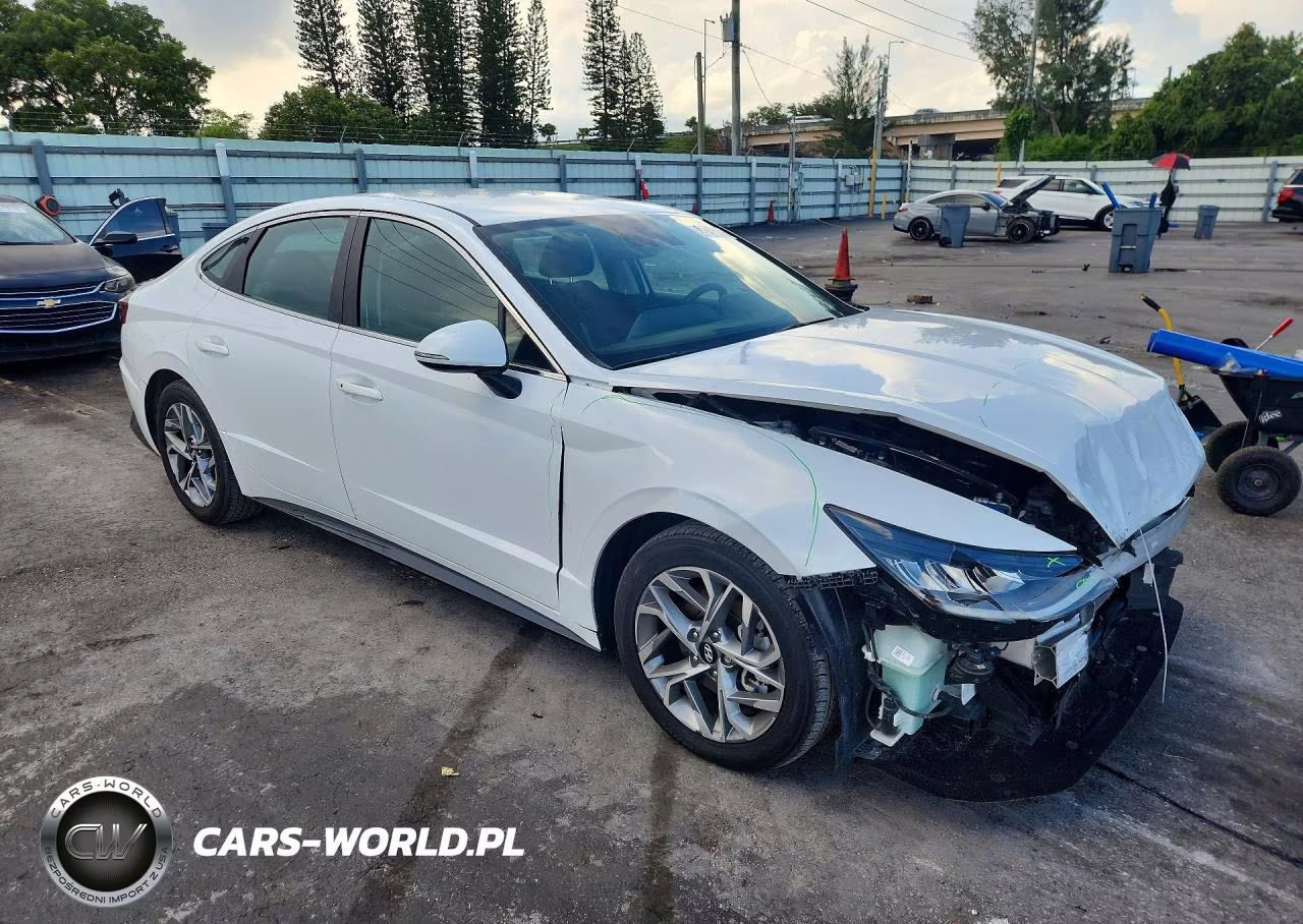 2021 Hyundai Sonata Sel VIN:5NPEL4JA0MH105917 - 4