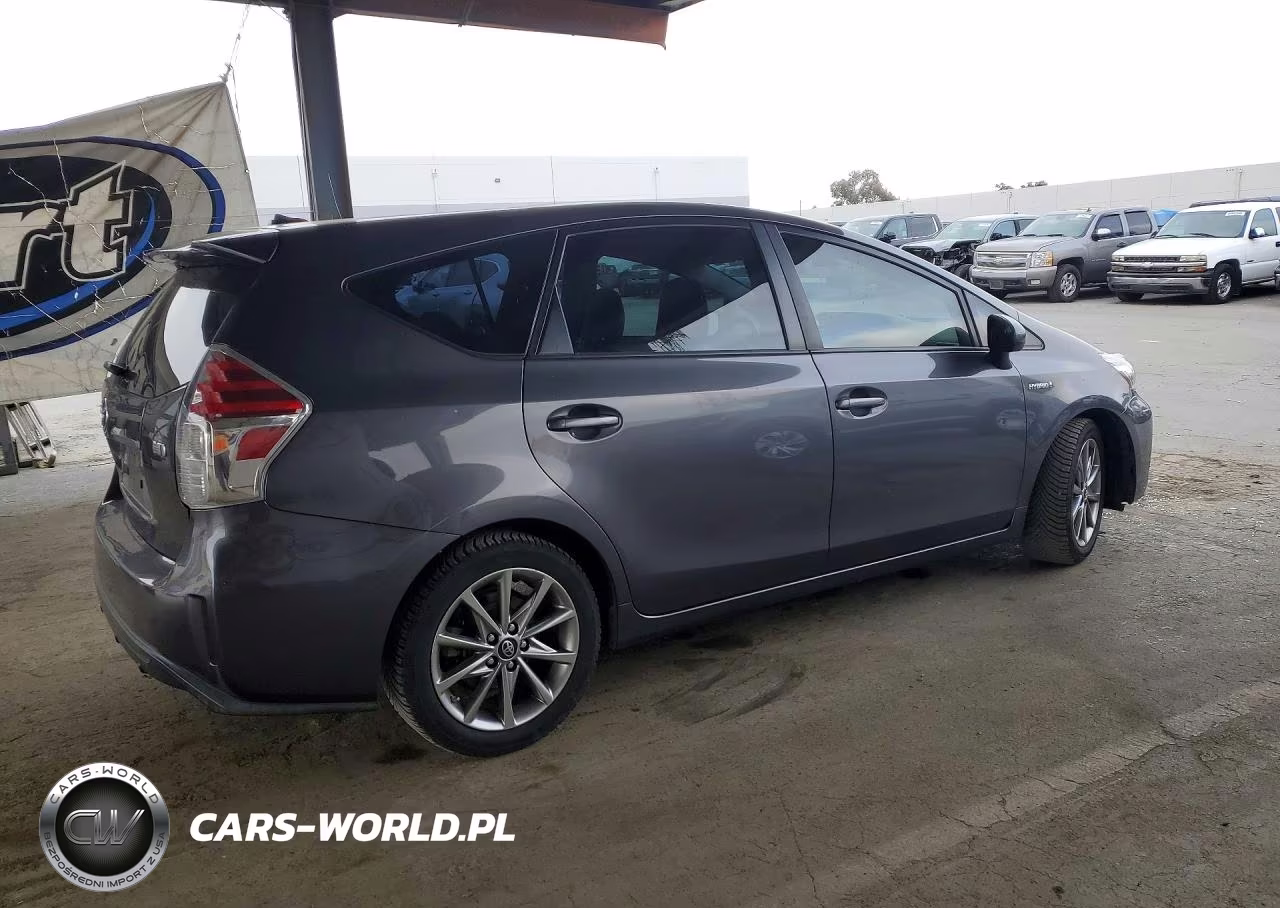 2016 Toyota Prius V Five VIN:JTDZN3EU6GJ046670 - 3