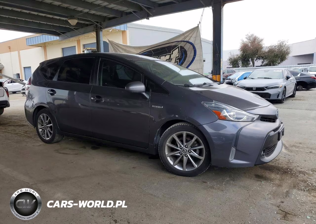 2016 Toyota Prius V Five VIN:JTDZN3EU6GJ046670 - 4