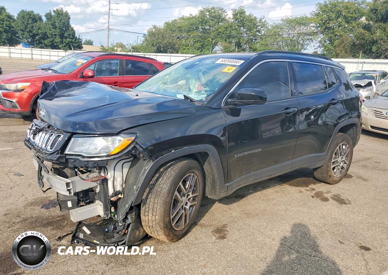 2017 Jeep Compass Latitude VIN:3C4NJDBB4HT666138 - 1