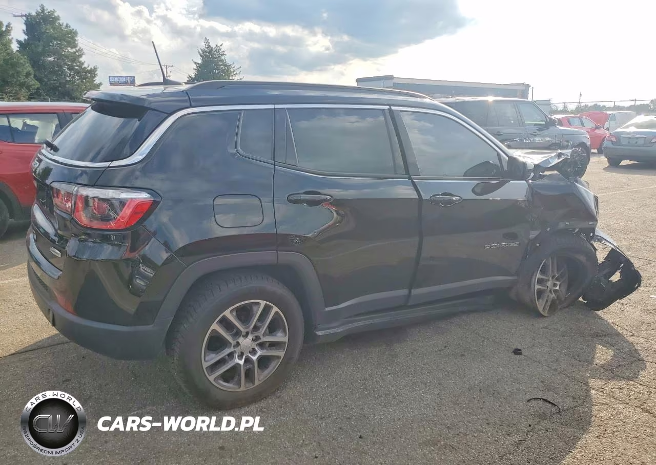 2017 Jeep Compass Latitude VIN:3C4NJDBB4HT666138 - 3