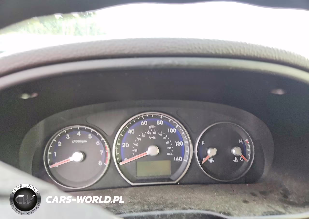 2012 Hyundai Santa Fe Gls VIN:5XYZGDAB4CG100269 - 9