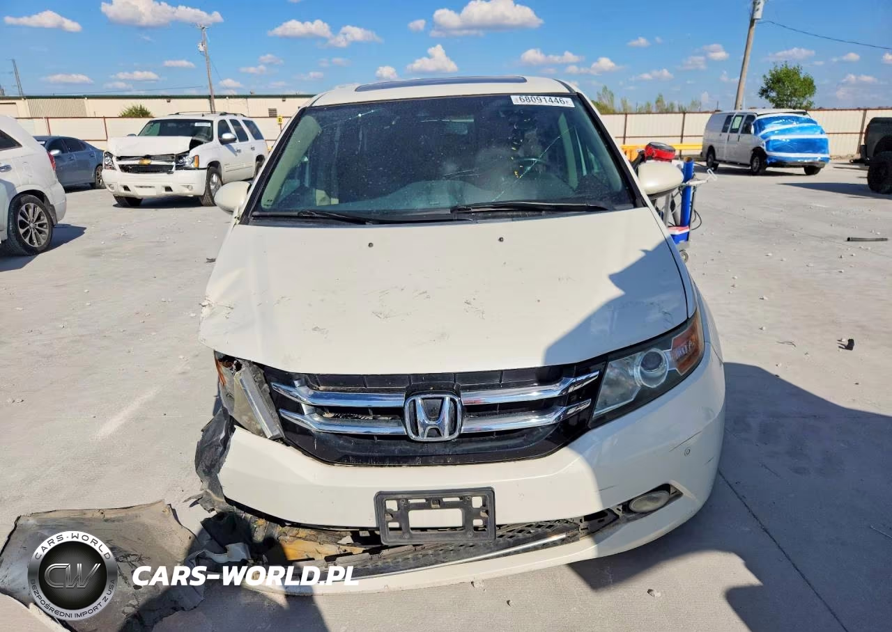 2014 Honda Odyssey Touring VIN:5FNRL5H96EB135488 - 5