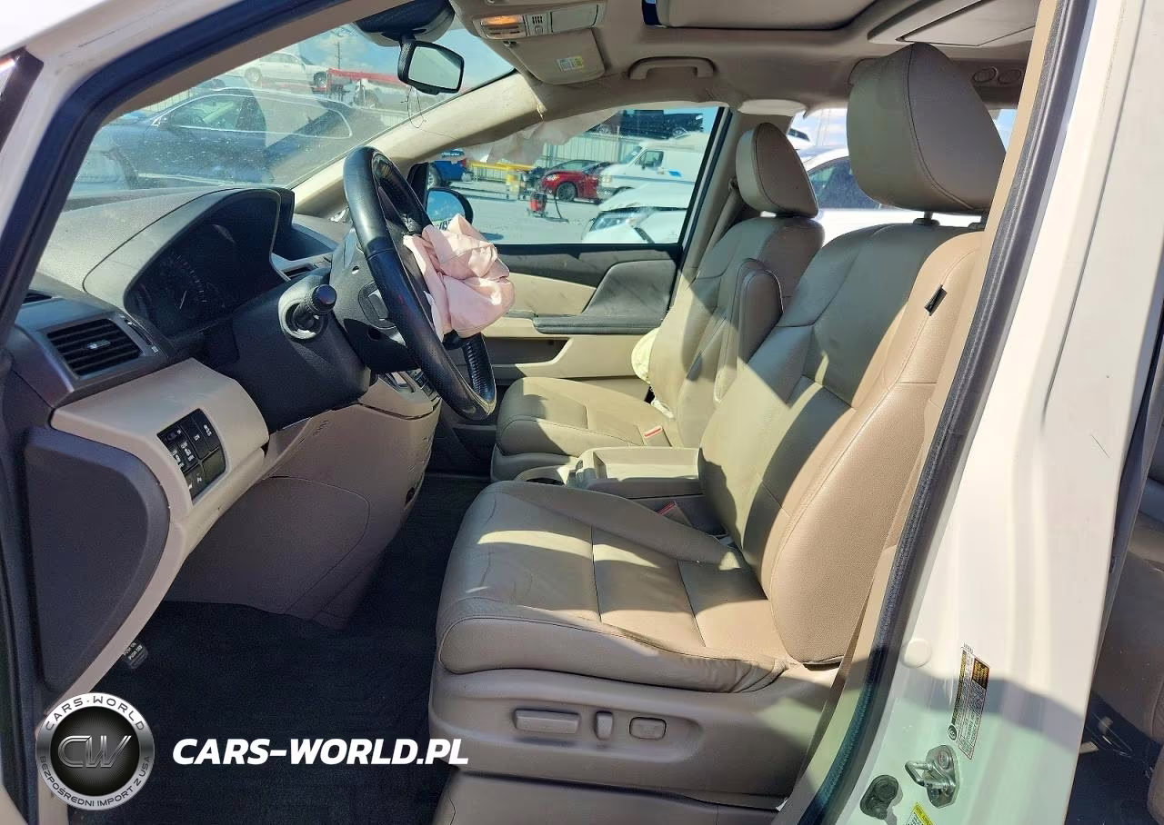 2014 Honda Odyssey Touring VIN:5FNRL5H96EB135488 - 7