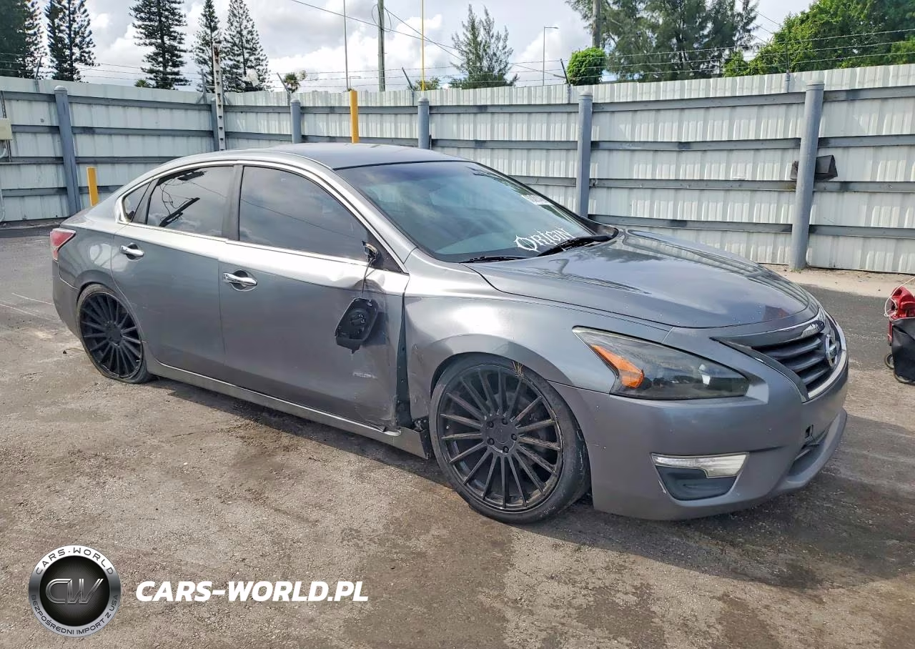 2014 Nissan Altima 2.5 VIN:1N4AL3AP2EC112349 - 4