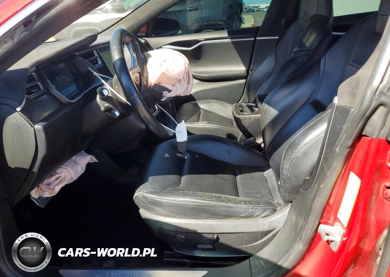 2016 Tesla Model S VIN:5YJSA1E40GF123364 - 7