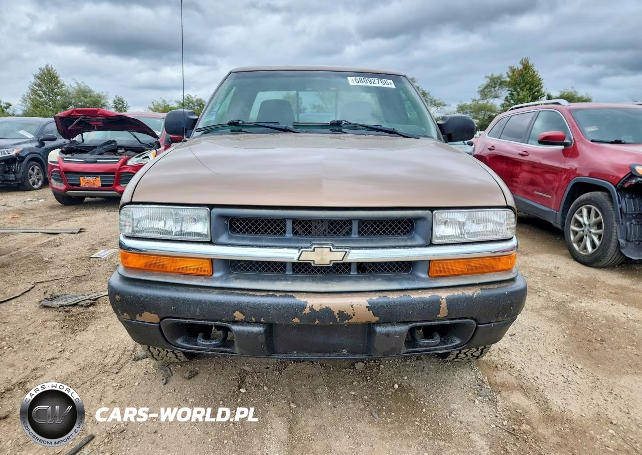 2003 Chevrolet S Truck S10 VIN:1GCDT19X038105979 - 5