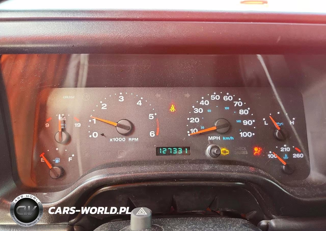 2005 Jeep Wrangler X VIN:1J4FA39S85P370991 - 9
