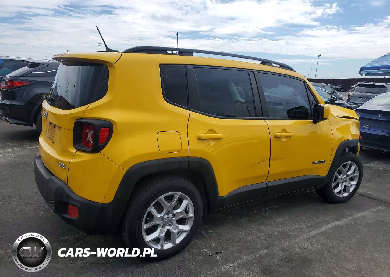 2015 Jeep Renegade Latitude VIN:ZACCJABT7FPB81527 - 3