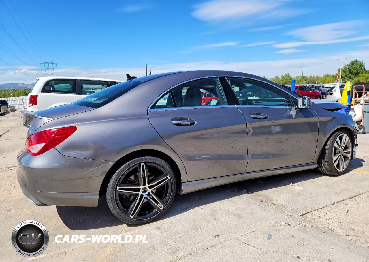 2018 Mercedes-Benz Cla 250 4Matic VIN:WDDSJ4GB4JN679222 - 3