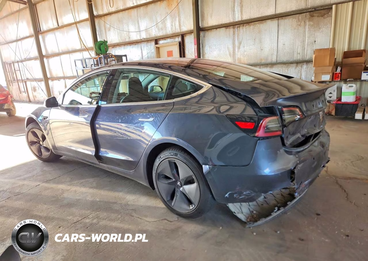 2018 Tesla Model 3 VIN:5YJ3E1EA2JF031520 - 2