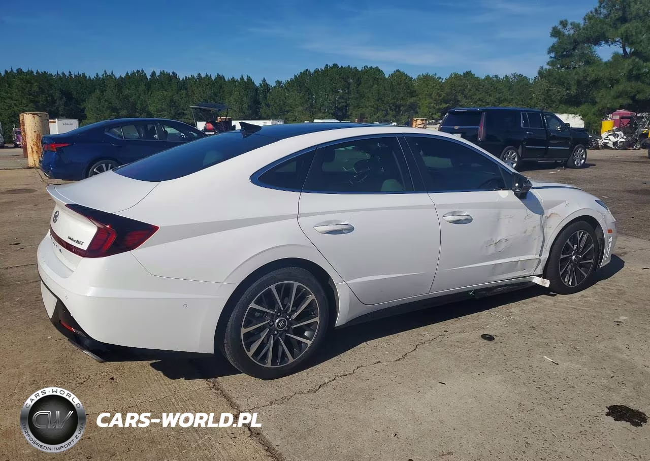 2023 Hyundai Sonata Limited VIN:KMHL34J23PA257634 - 3