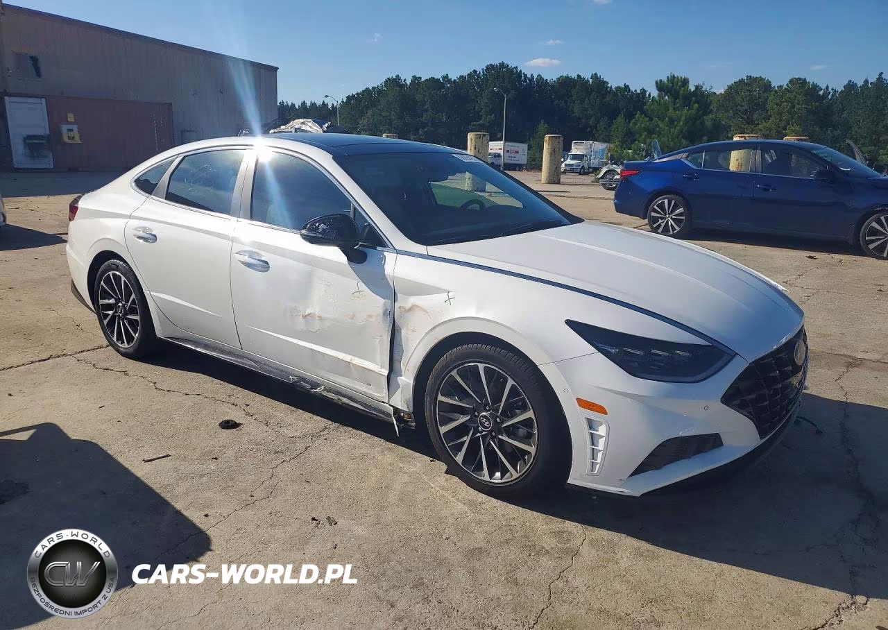 2023 Hyundai Sonata Limited VIN:KMHL34J23PA257634 - 4