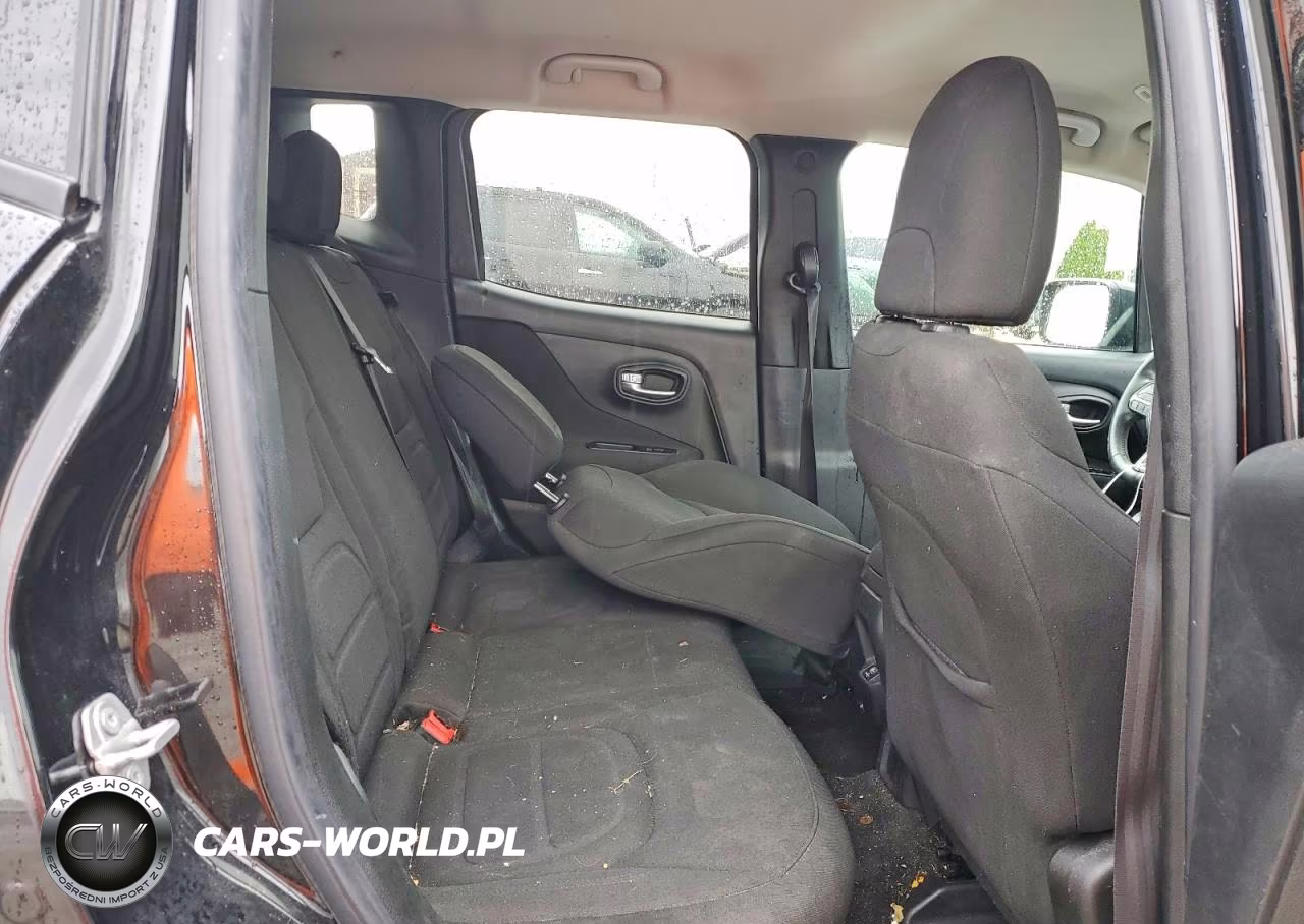 2018 Jeep Renegade Latitude VIN:ZACCJBBB9JPJ43851 - 11