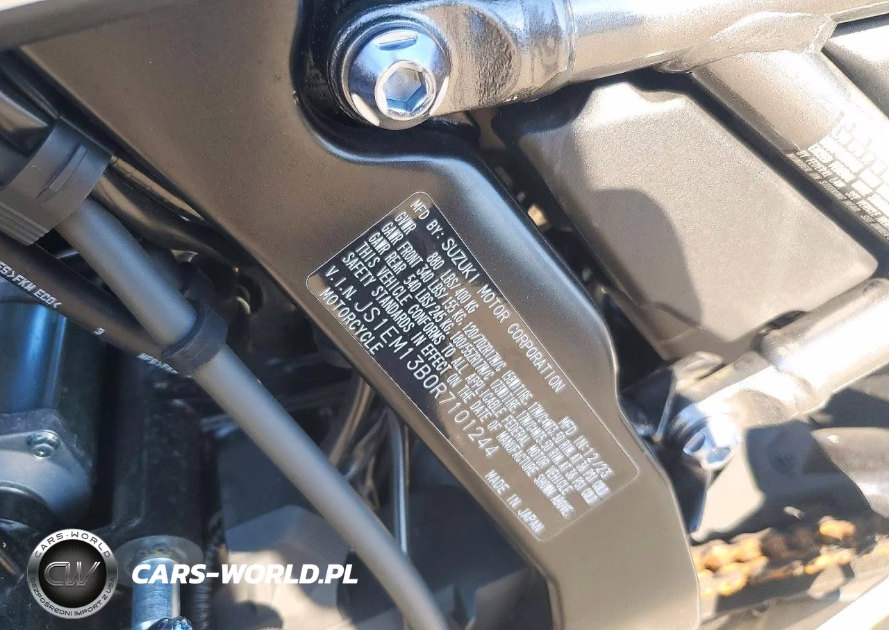 2024 Suzuki Gsx800 F VIN:JS1EM13B0R7101244 - 10