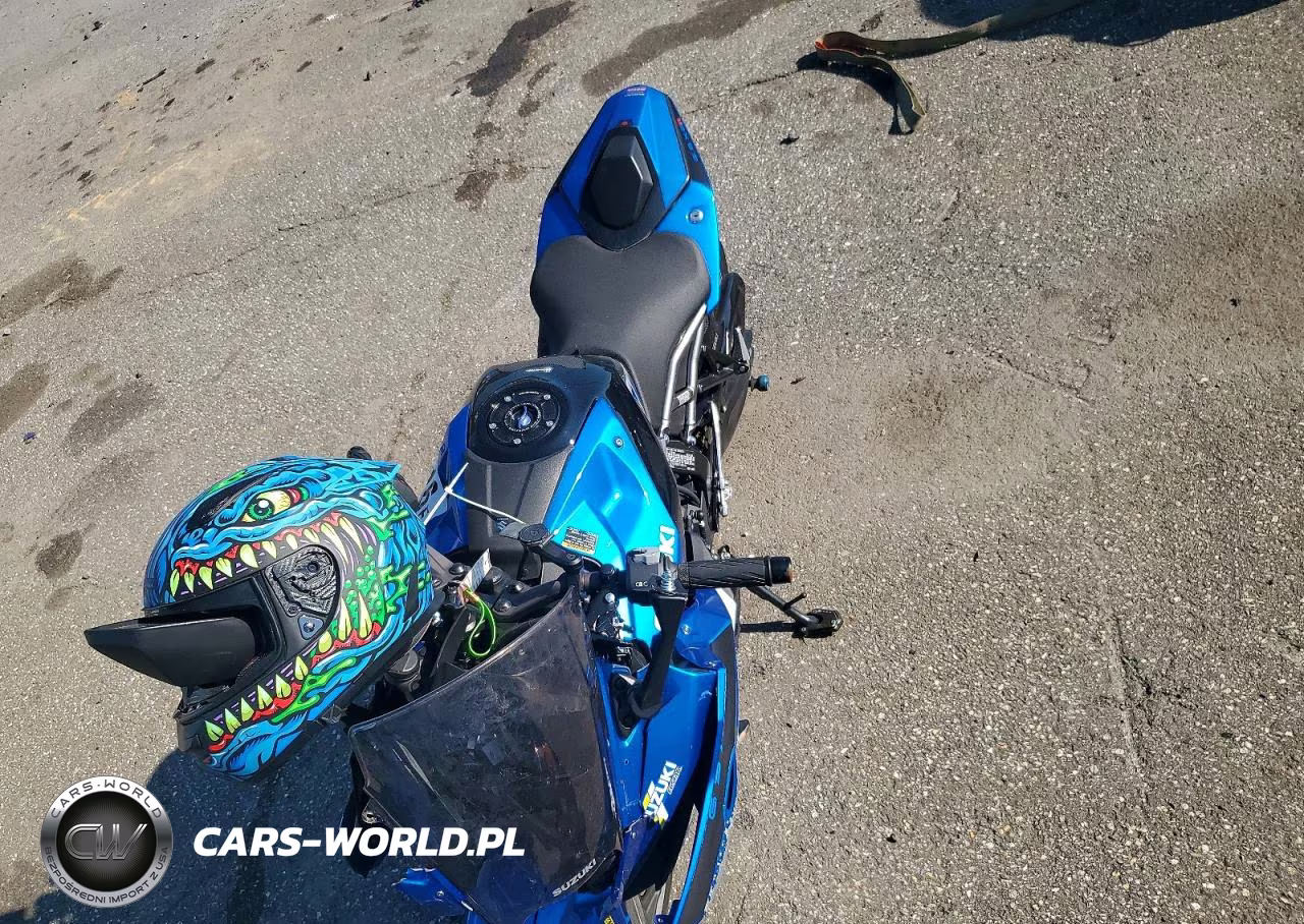 2024 Suzuki Gsx800 F VIN:JS1EM13B0R7101244 - 5