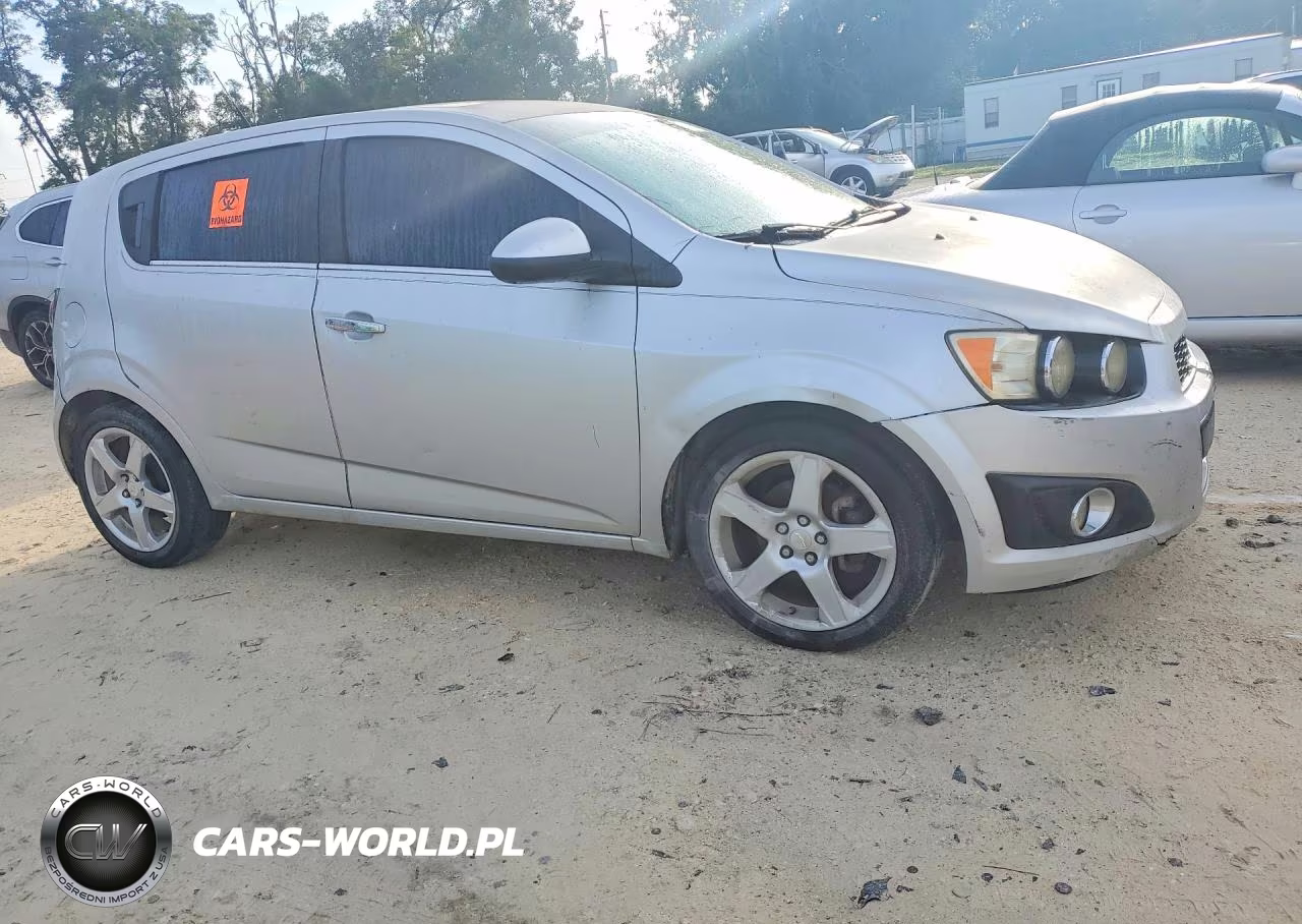 2014 Chevrolet Sonic Ltz VIN:1G1JE6SBXE4242049 - 4