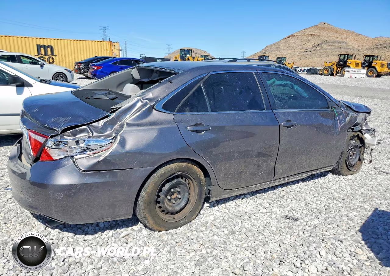 2016 Toyota Camry Le VIN:4T4BF1FK0GR565617 - 3