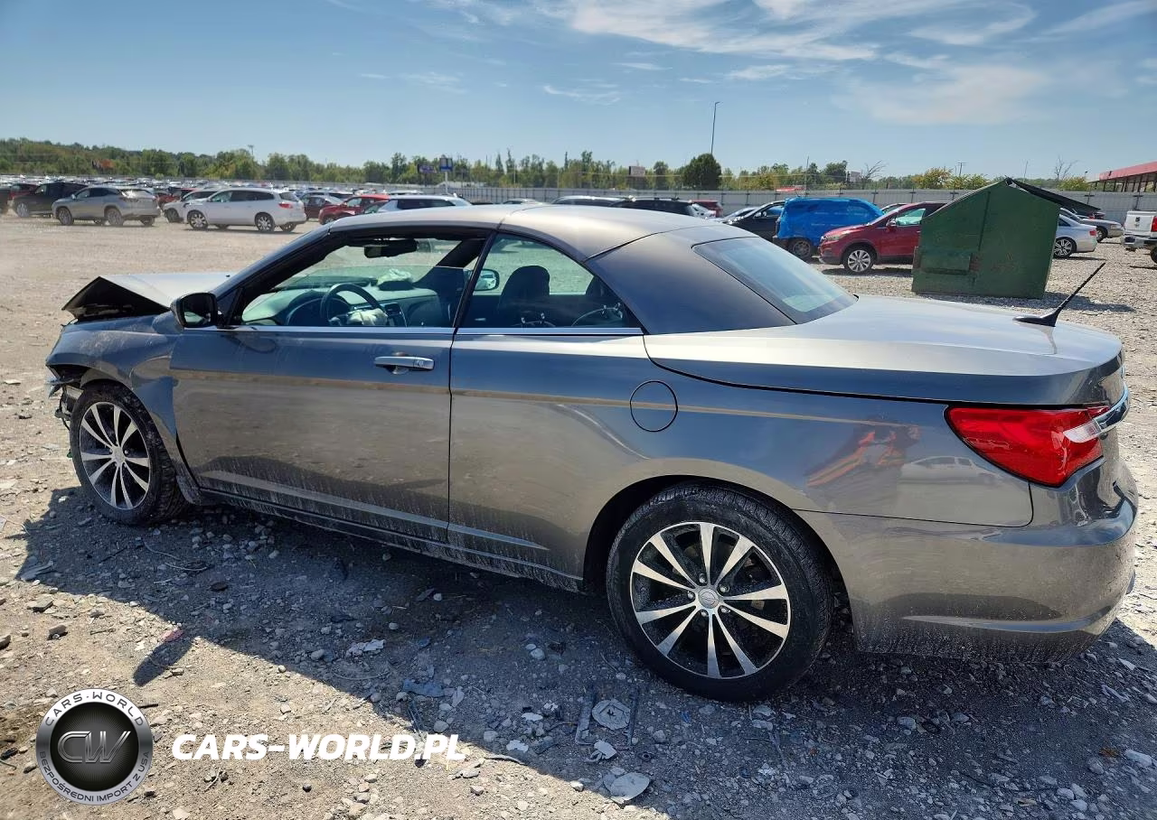 2012 Chrysler 200 S VIN:1C3BCBGG7CN132215 - 2