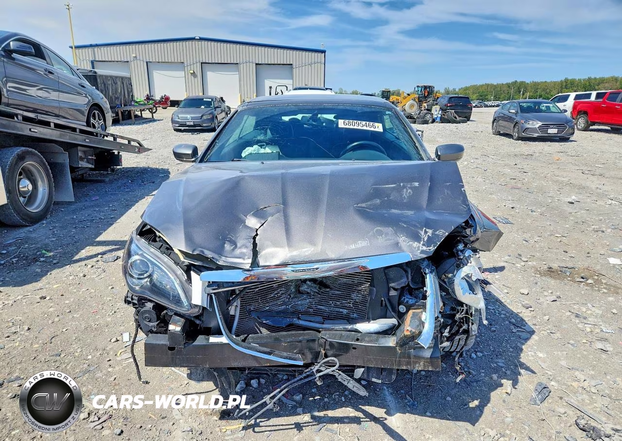 2012 Chrysler 200 S VIN:1C3BCBGG7CN132215 - 5