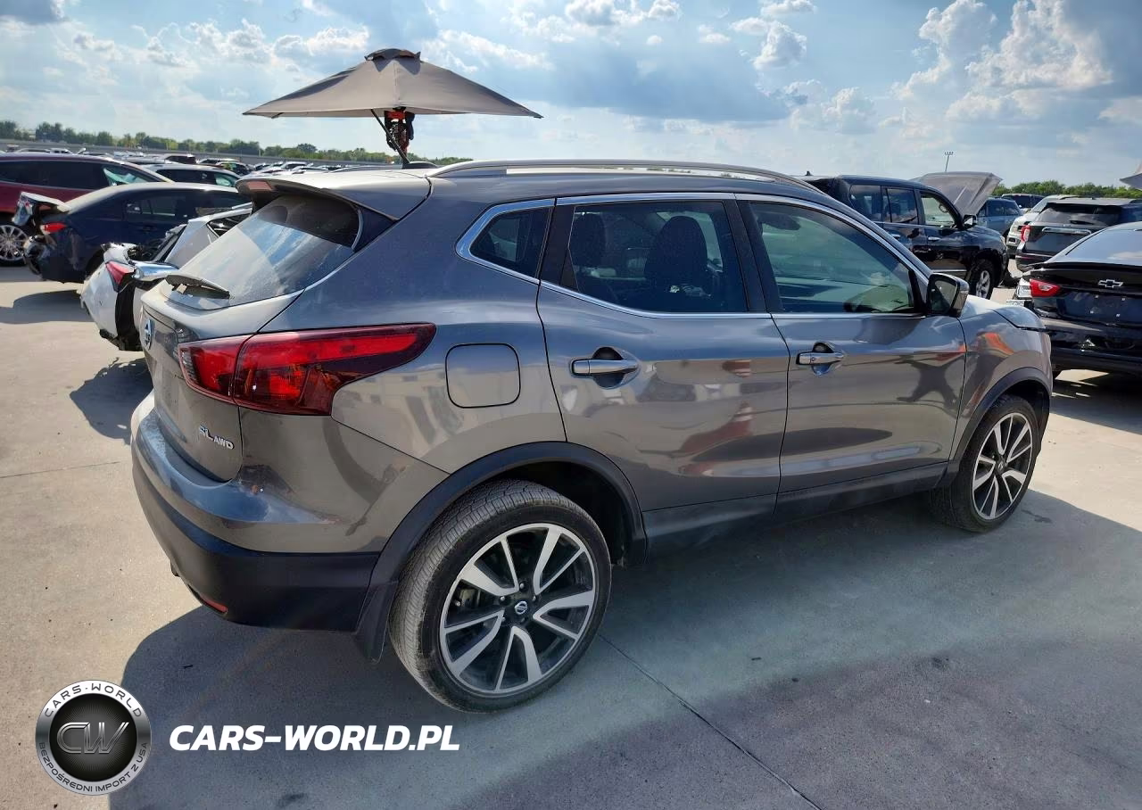 2018 Nissan Rogue Sport Sl VIN:JN1BJ1CR9JW204397 - 3