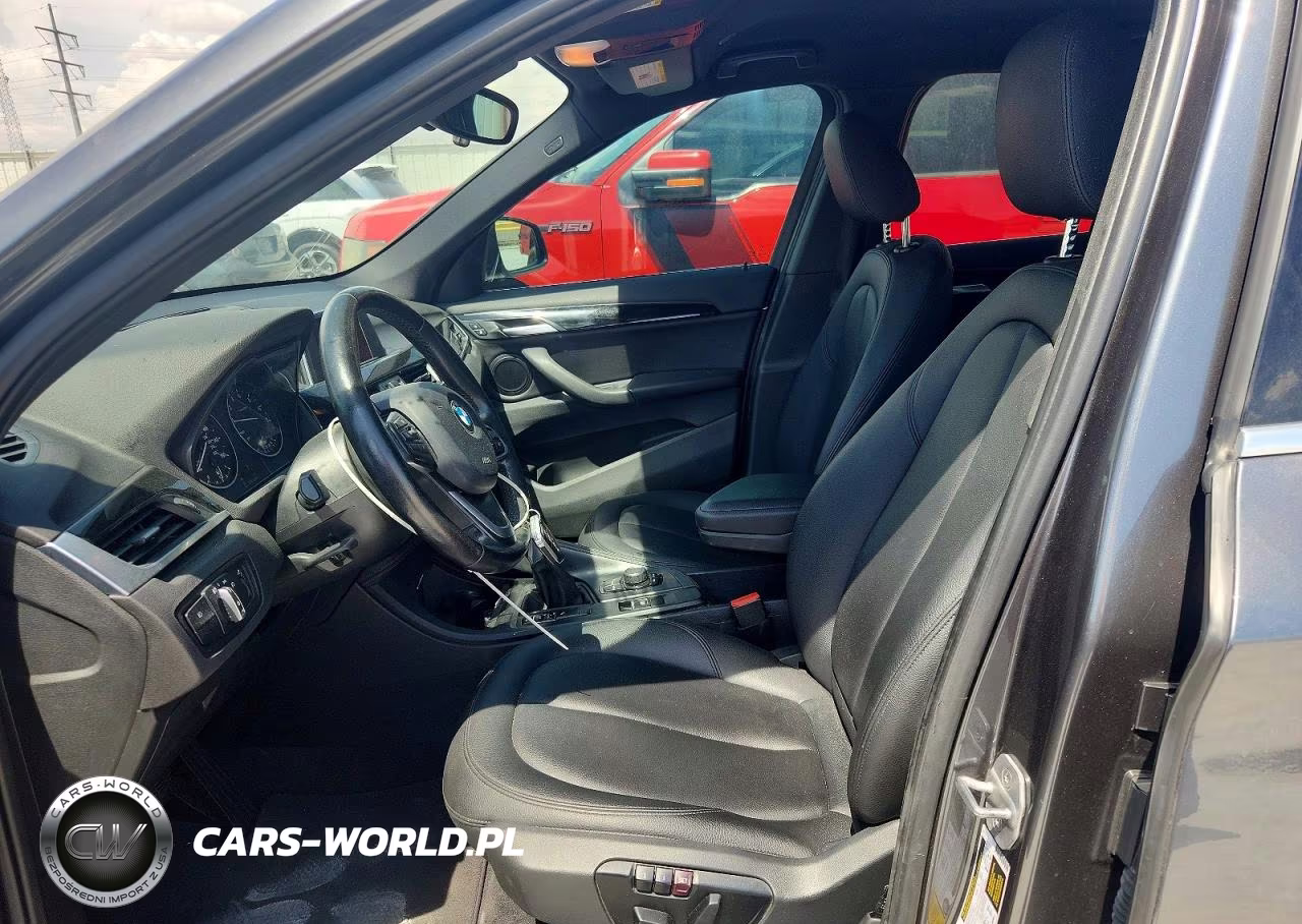 2018 BMW X1 Sdrive28I VIN:WBXHU7C3XJ5H44690 - 7