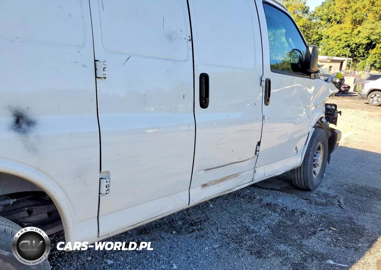 2020 Chevrolet Express Delivery Van VIN:1GCWGAFP3L1166561 - 11