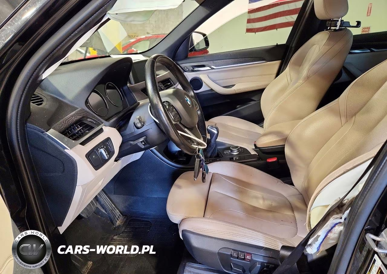 2019 BMW X1 xDrive28I VIN:WBXHT3C53K5L38326 - 7
