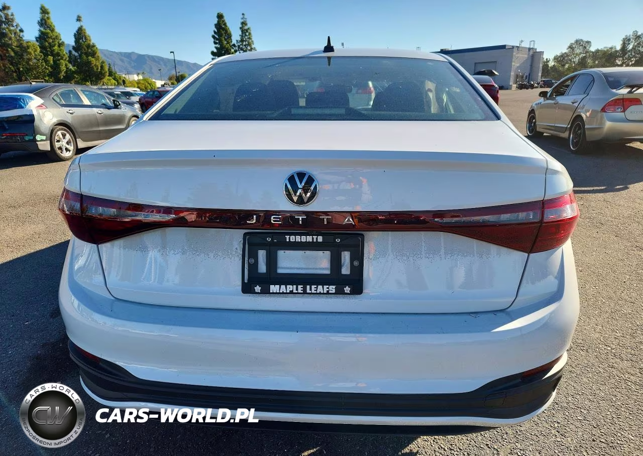 2025 Volkswagen Jetta S VIN:3VW5X7BU0SM046158 - 6