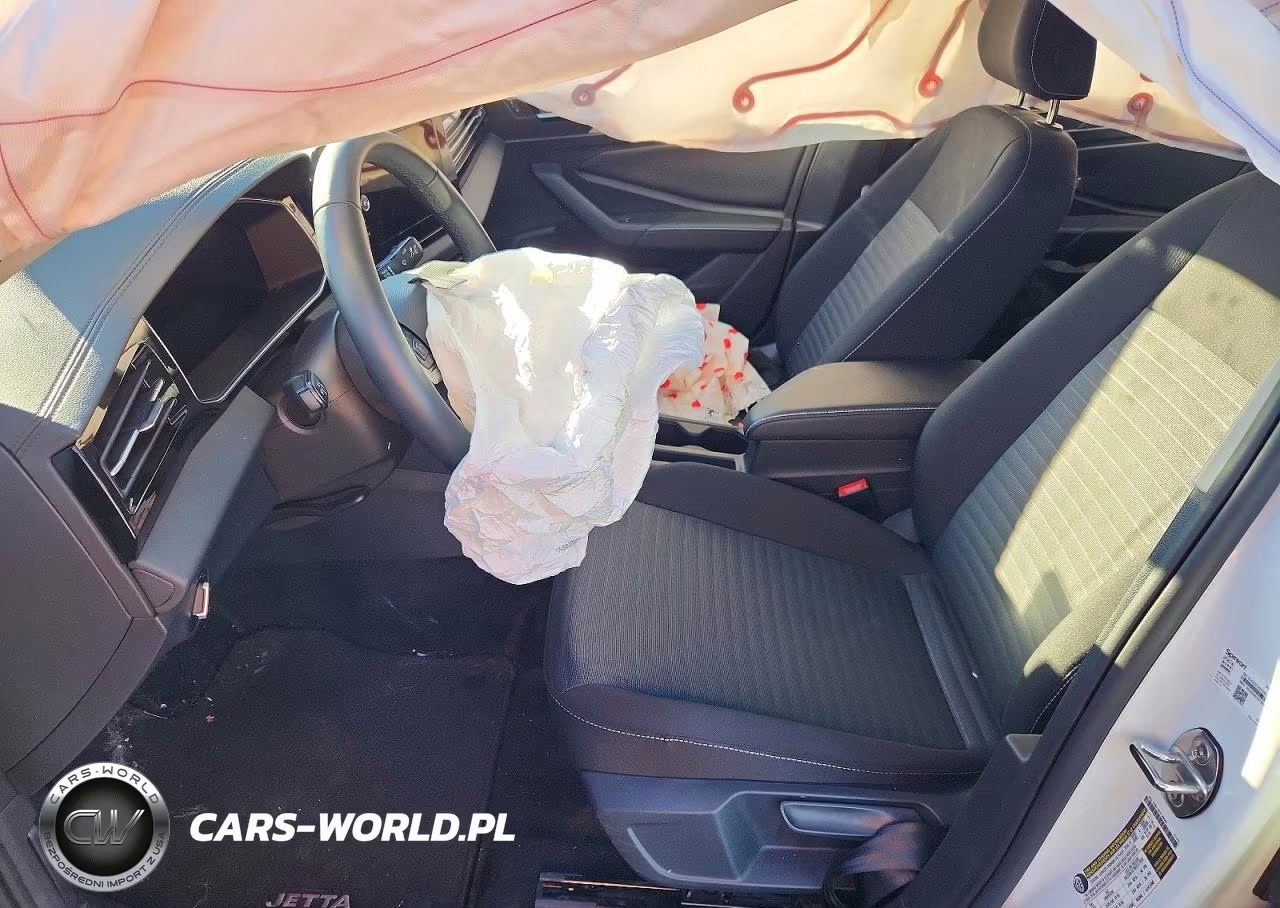 2025 Volkswagen Jetta S VIN:3VW5X7BU0SM046158 - 7