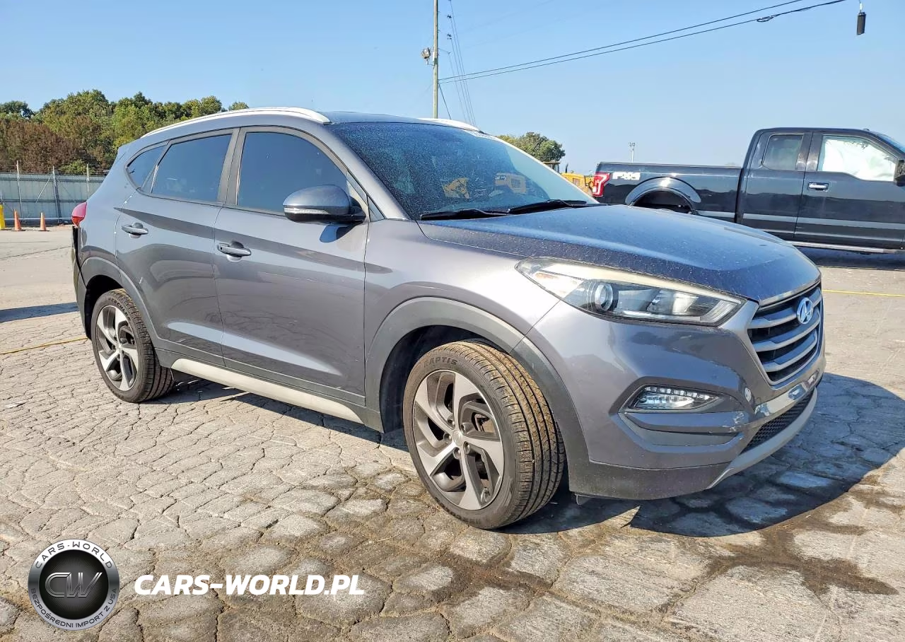 2018 Hyundai Tucson Sport VIN:KM8J3CALXJU778964 - 4