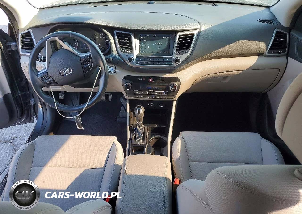 2018 Hyundai Tucson Sport VIN:KM8J3CALXJU778964 - 8