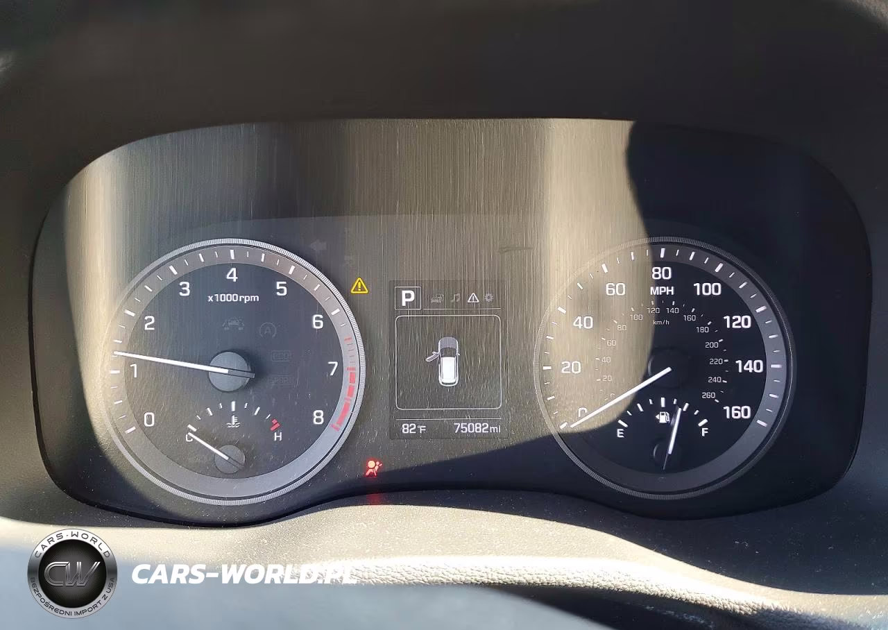 2018 Hyundai Tucson Sport VIN:KM8J3CALXJU778964 - 9