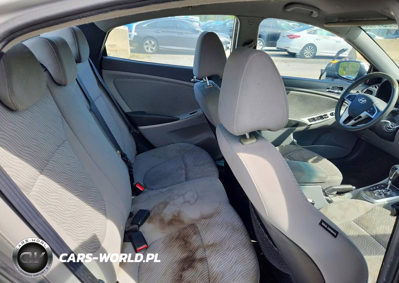 2012 Hyundai Accent Gls VIN:KMHCU4AE7CU227763 - 10