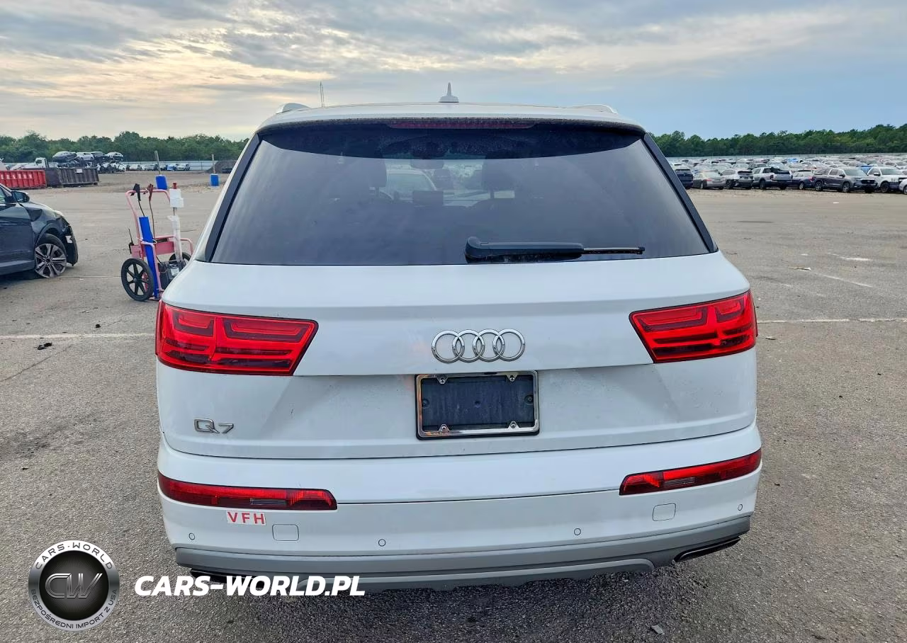2019 Audi Q7 Premium Plus VIN:WA1LAAF71KD001409 - 6
