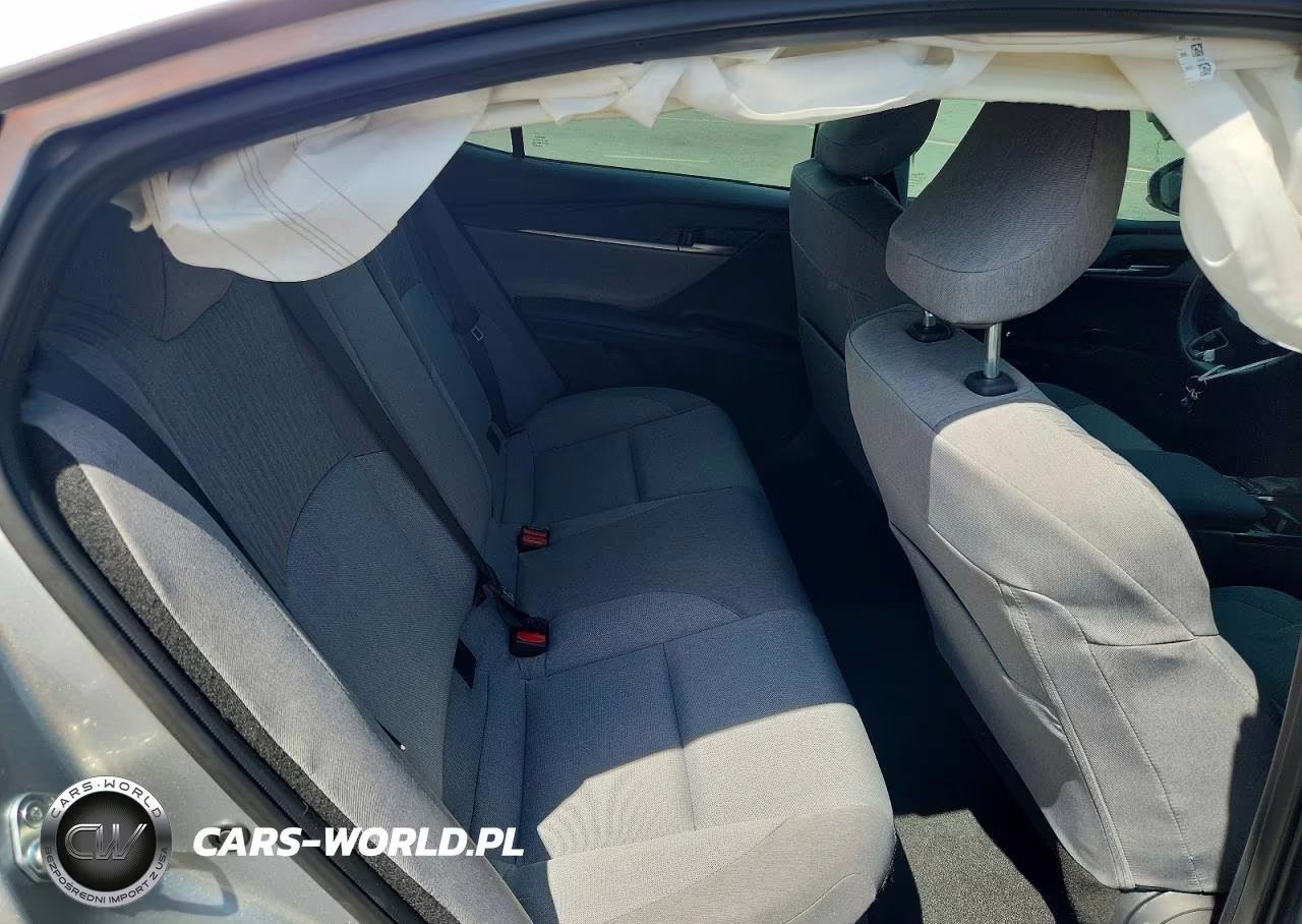 2026 Toyota Camry Le VIN:4T1DAACK8TU752779 - 10
