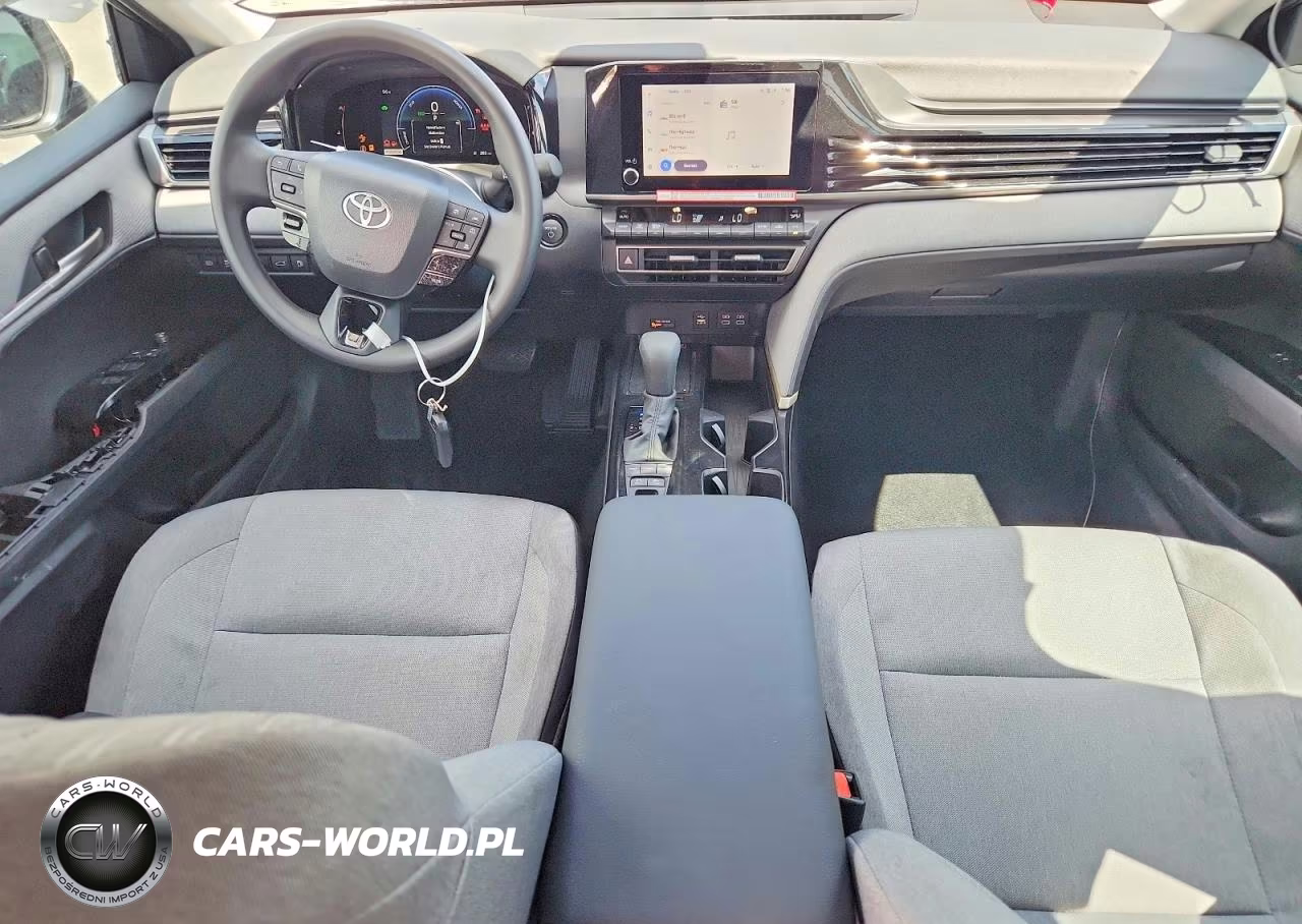 2026 Toyota Camry Le VIN:4T1DAACK8TU752779 - 8