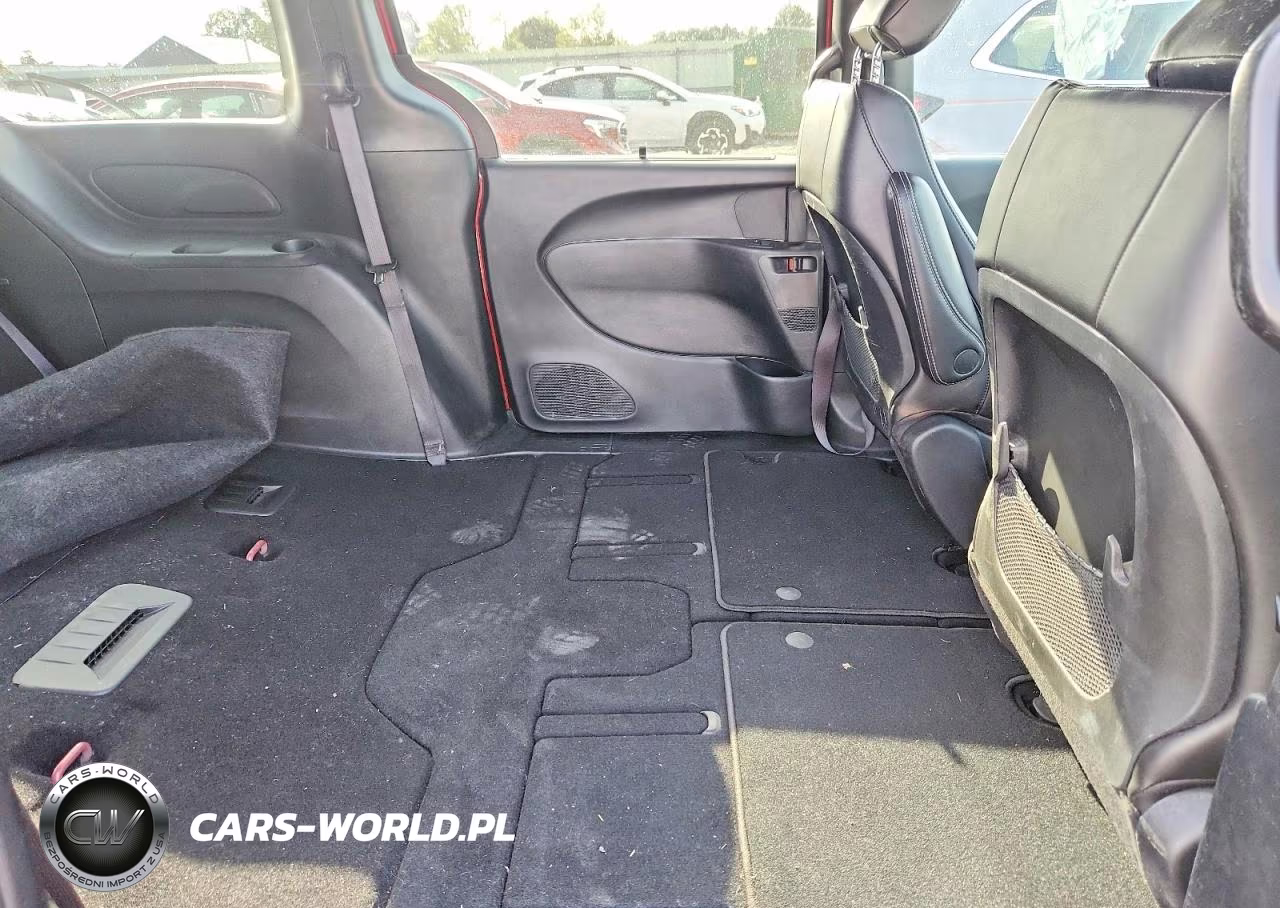 2025 Chrysler Voyager Lx VIN:2C4RC1CG1SR610642 - 11