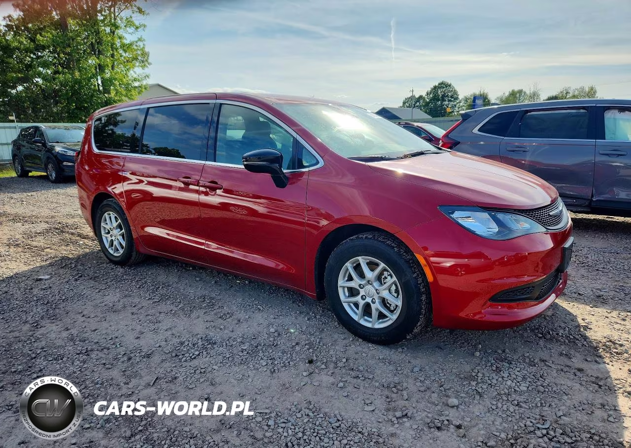 2025 Chrysler Voyager Lx VIN:2C4RC1CG1SR610642 - 4