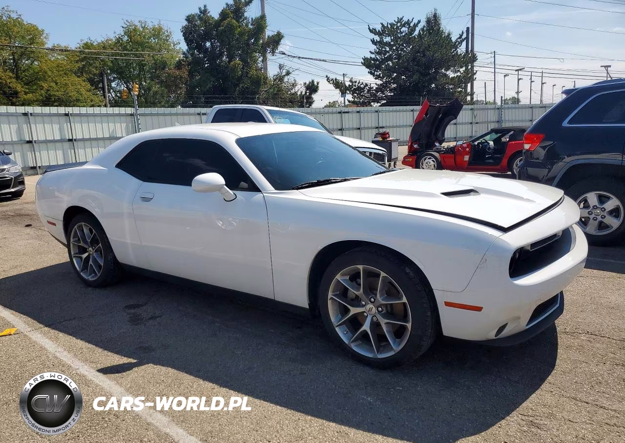 2023 Dodge Challenger Sxt VIN:2C3CDZAG4PH644984 - 4