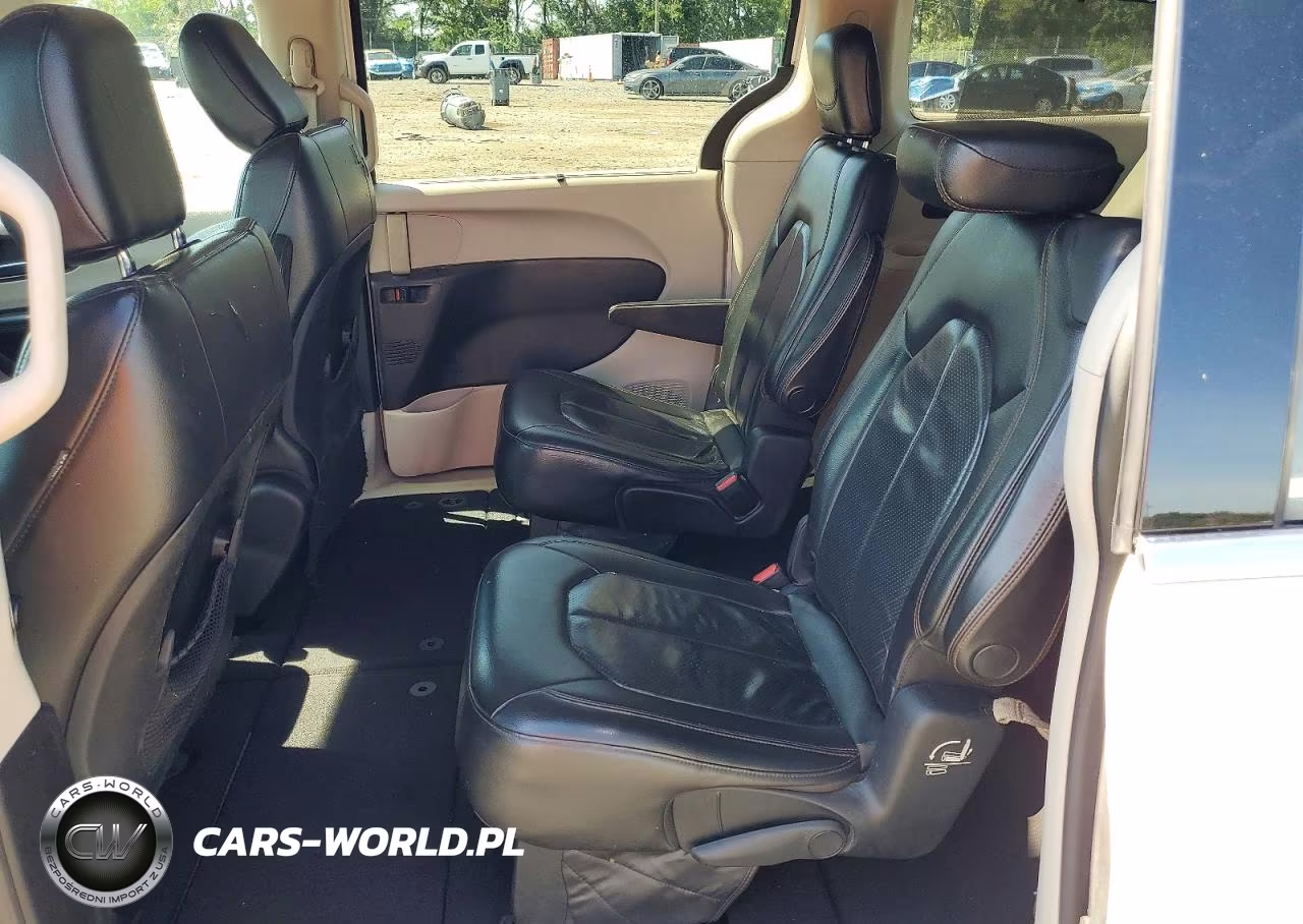 2019 Chrysler Pacifica VIN:2C4RC1BG7KR537570 - 11