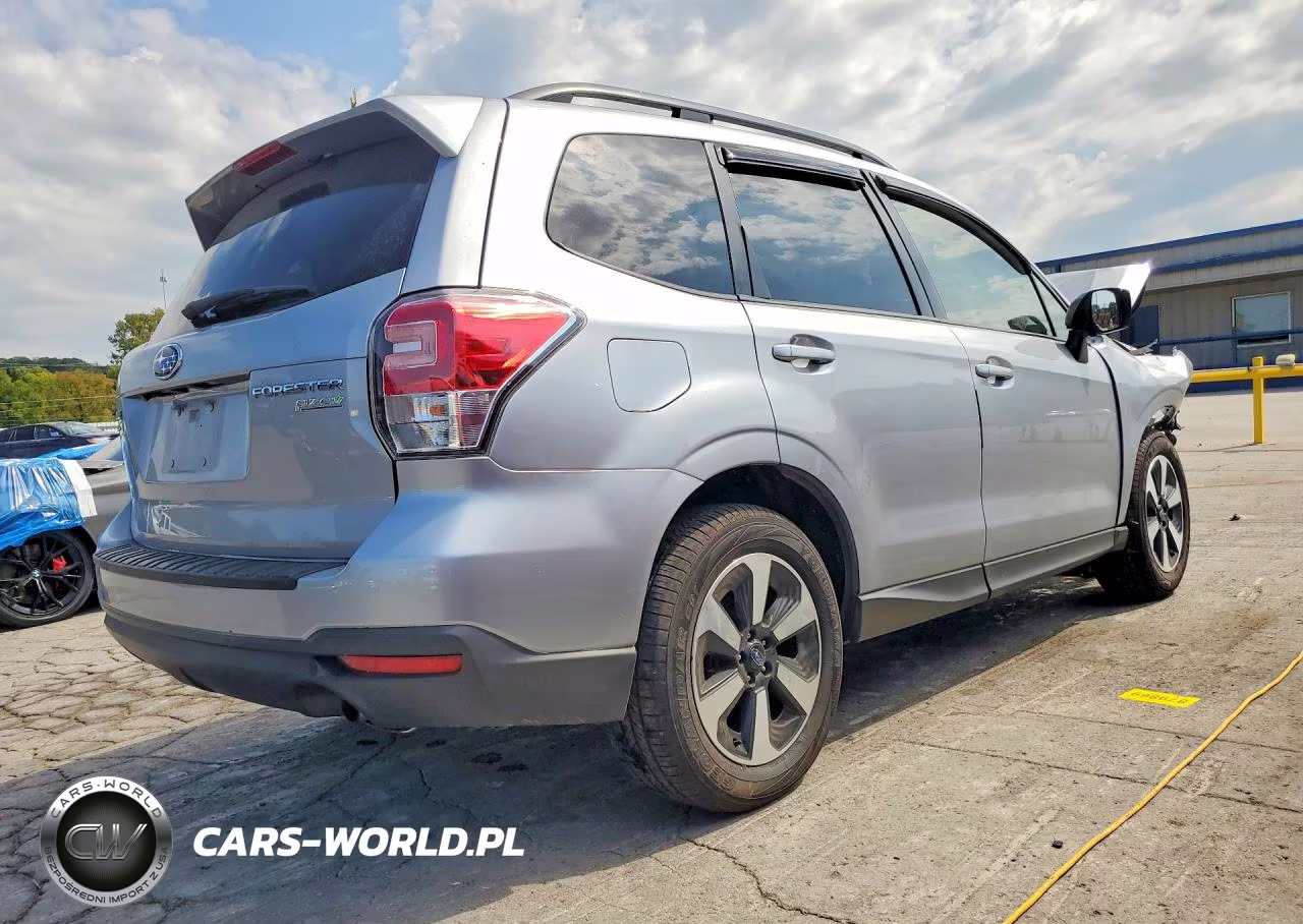 2017 Subaru Forester 2.5I Premium VIN:JF2SJAEC0HH808524 - 3