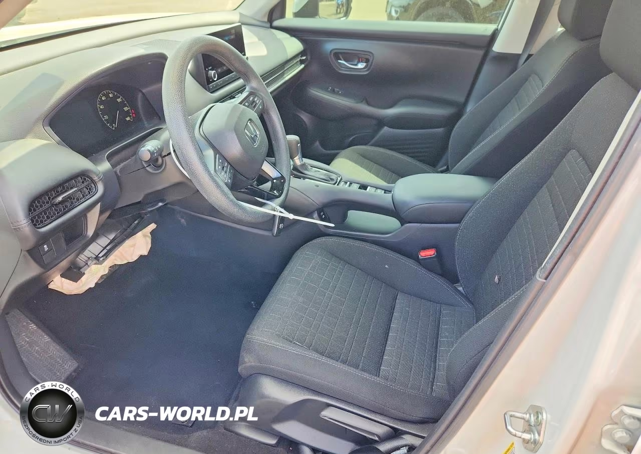 2025 Honda Hr-V Lx VIN:3CZRZ2H31SM726161 - 7