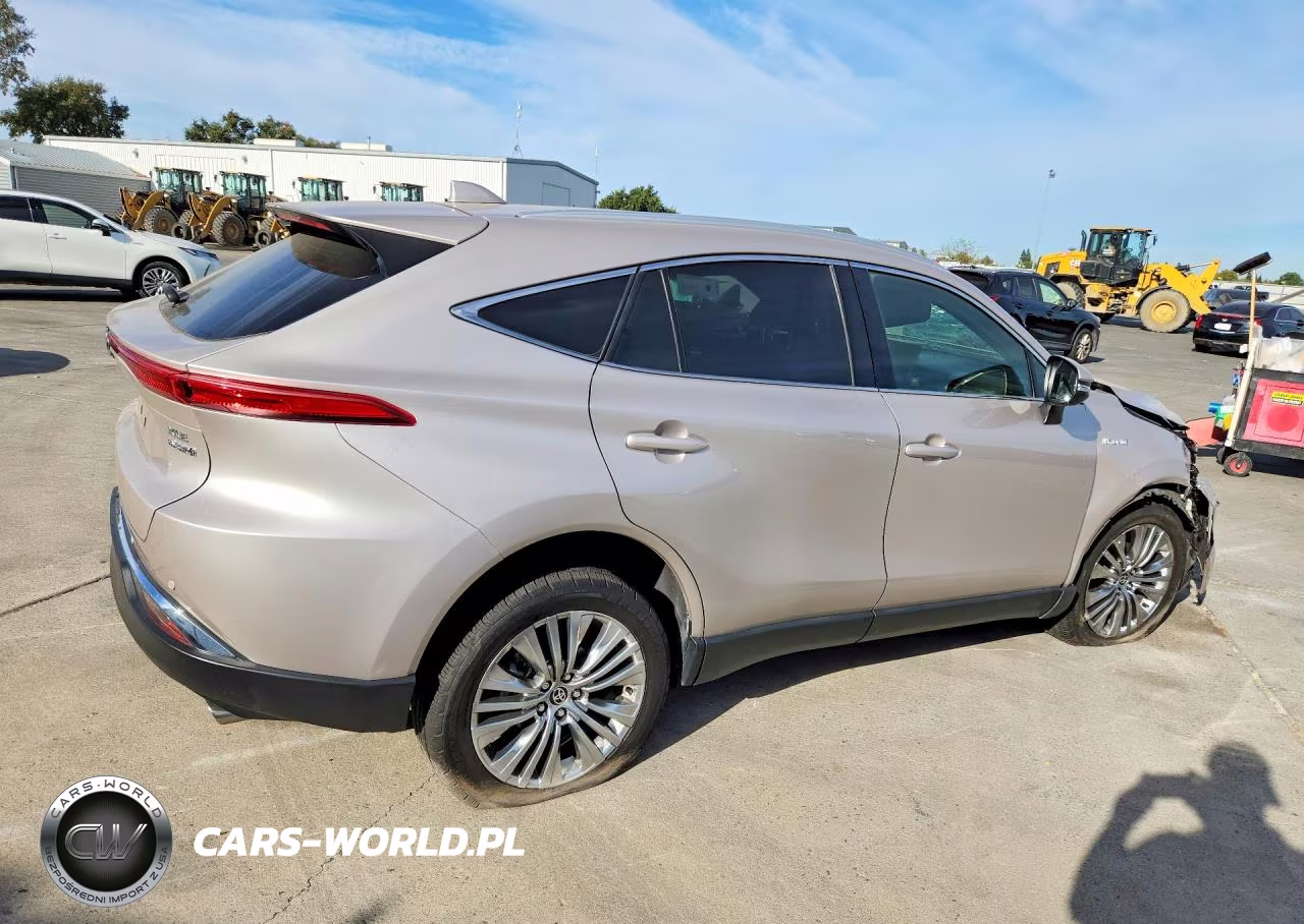 2021 Toyota Venza Xle VIN:JTEAAAAH8MJ002389 - 3