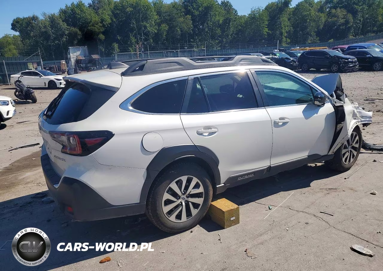 2025 Subaru Outback Premium VIN:4S4BTAFC9S3332586 - 3