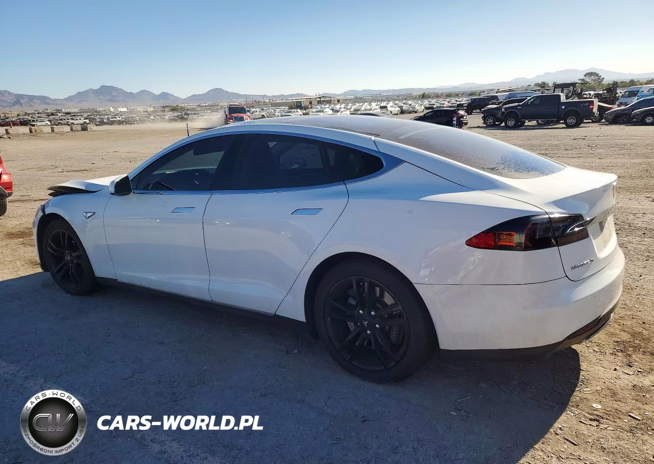 2013 Tesla Model S VIN:5YJSA1CN3DFP04123 - 2