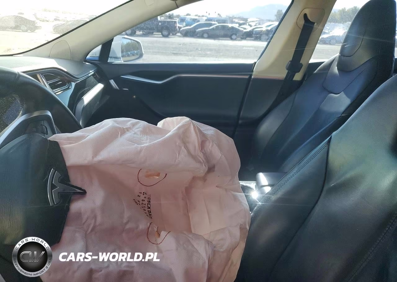 2013 Tesla Model S VIN:5YJSA1CN3DFP04123 - 7