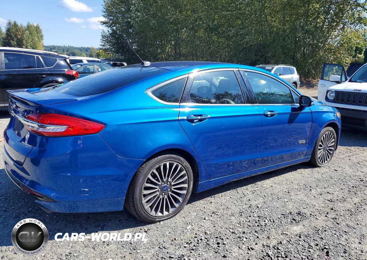 2017 Ford Fusion Titanium Phev VIN:3FA6P0SU8HR209445 - 3