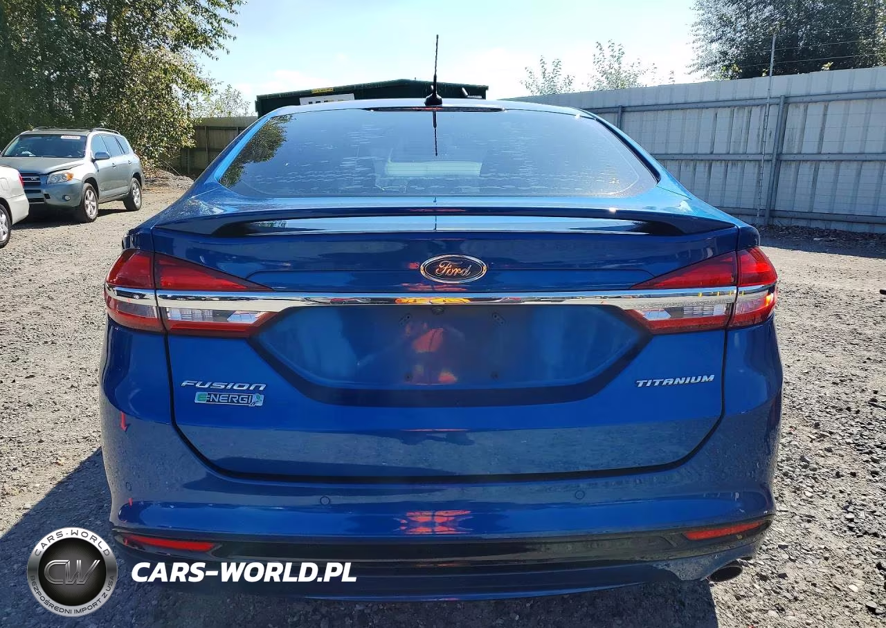 2017 Ford Fusion Titanium Phev VIN:3FA6P0SU8HR209445 - 6