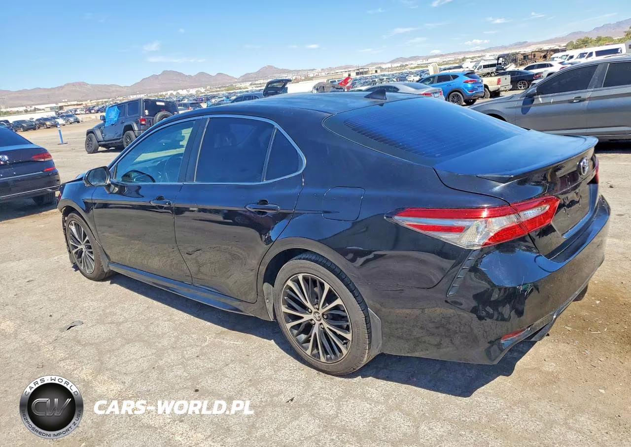 2018 Toyota Camry Se VIN:4T1B11HK8JU599429 - 2